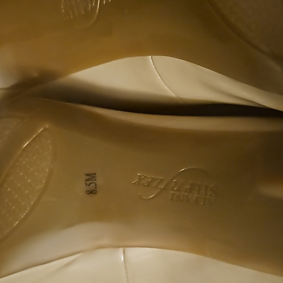 Alfani khaki women's heels. Size 8.5. New in box - never worn. 3 1/2 inch heel. - Picture 5 of 9